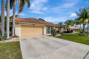 9768 Sun Pointe Drive, Boynton Beach, FL 33437 Sold 04/30/24