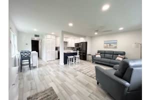 200 Horizons W 105, Boynton Beach, FL 33435 Sold 03/21/24