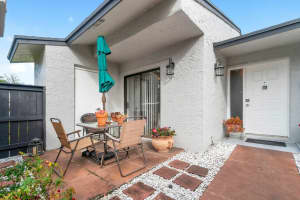 103 Conaskonk Circle, Royal Palm Beach, FL 33411 Sold 03/27/24