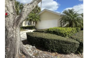 1785 SW Waterfall Boulevard, Palm City, FL 34990 Sold 04/29/24