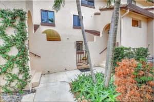 270 Captains Walk 3030, Delray Beach, FL 33483 Sold 04/05/24