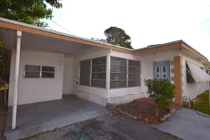 1208 Lake Geneva Drive, Lake Worth Beach, FL 33461 Sold 03/06/24