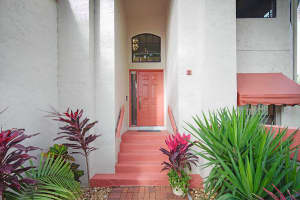 7884 Lexington Club Boulevard D, Delray Beach, FL 33446 Sold 04/19/24