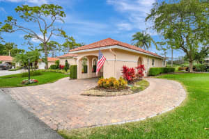 9 Fairway Drive, Boynton Beach, FL 33436 Sold 04/08/24