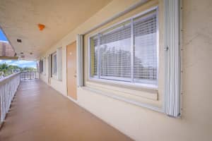 555 Purdy Lane 303, Palm Springs, FL 33461 Sold 03/08/24