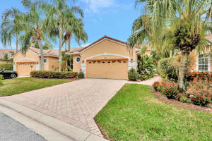 4614 Carlton Golf Dr, Wellington, FL 33449, Sold 03/26/24