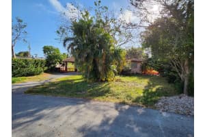 66 Palamino Circle, Boca Raton, FL 33487 Sold 04/22/24