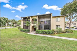 507 Shady Pine Way APT C1, Greenacres, FL 33415, Sold 04/15/24