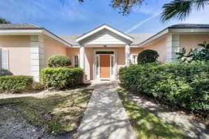 911 Holoma Drive, Vero Beach, FL 32963 Sold 04/16/24