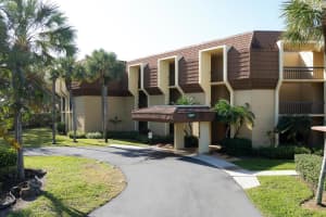 5188 Woodland Lakes Drive 337, Palm Beach Gardens
