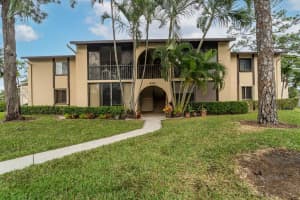 429 Pine Glen Lane D-2, Greenacres, FL 33463 Sold 06/21/24