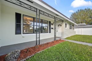 943 Sunset Road, Boynton Beach, FL 33435 Sold 05/24/24