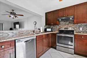 131 SE 3rd Avenue 207, Dania Beach, FL 33004 Sold 07/10/24