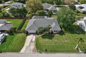 445 30th Court SW, Vero Beach, FL 32968 Sold 03/18/24