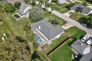 445 30th Court SW, Vero Beach, FL 32968 Sold 03/18/24