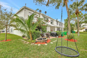 8255 San Carlos Circle, Tamarac, FL 33321 Sold 04/24/24
