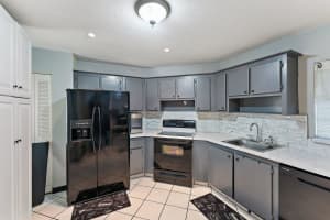 2 Greenway Village N 110, Royal Palm Beach, FL 33411 Sold 05/24/24