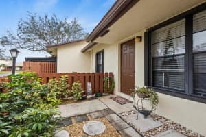 8194 SE Villa Way, Hobe Sound, FL 33455 Sold 03/06/25