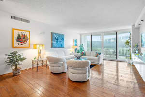 2295 S Ocean Boulevard 218, Palm Beach, FL 33480 Sold 04/16/24