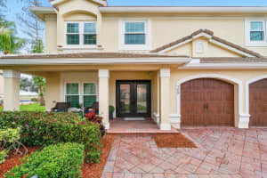 708 Cypress Green Circle, Wellington, FL 33414 Sold 04/30/24