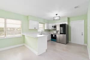 208 E Arbor Avenue, Port Saint Lucie, FL 34952 Sold 06/12/24