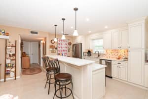 31 Lake Vista Trail 101, Port Saint Lucie, FL 34952 Sold 03/07/24