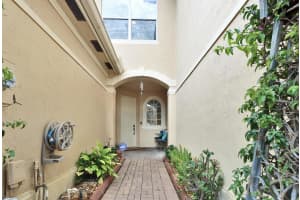 112 Coconut Key Lane, Delray Beach, FL 33484 Sold 04/26/24