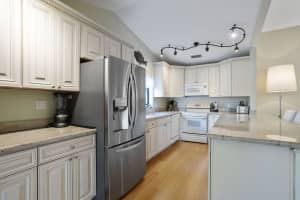 3312 Lucerne Park Dr, Greenacres, FL 33467, Sold 05/03/24
