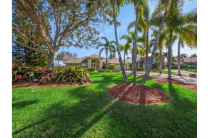 221 SW Whitewood Dr, Port St. Lucie, FL 34953, Sold 03/29/24