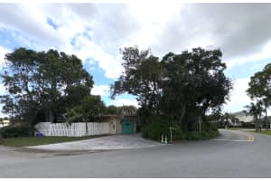 7512 W Lake Drive West Palm Beach, FL 33406 - Off Market