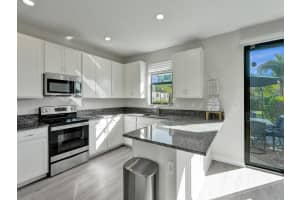 5327 Santa Maria Avenue, Boynton Beach, FL 33436 Sold 03/29/24