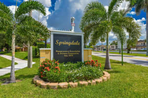 961 Springdale Cir, Palm Springs, FL 33461, Sold 04/04/24