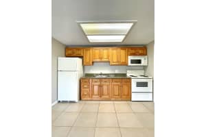 7208 Southgate Blvd #7208, Tamarac, FL 33321, Sold 05/01/24