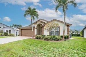 236 Malibu Circle, Greenacres, FL 33413 Sold 05/21/24