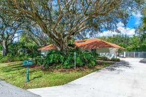 4505 Saint Andrews Drive, Boynton Beach, FL 33436 Sold 04/12/24