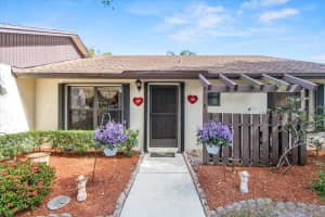 72 Via De Casas Norte N, Boynton Beach, FL 33426 Sold 04/24/24