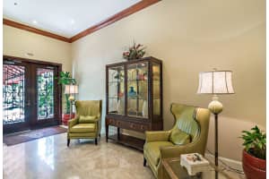 MLS# R10960359, West Palm Beach, Florida 33401