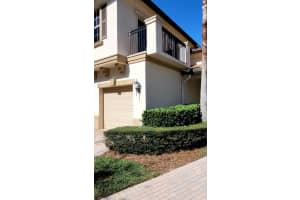 179 Evergrene Parkway 14a, Palm Beach Gardens, FL 33410 Sold 05/15/24