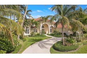 6841 SE Harbor Circle, Stuart, FL 34996 Sold 05/31/24
