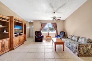 201 SW Crescent Avenue, Port Saint Lucie, FL 34984 Sold 10/22/24