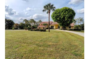 13679 Greentree Trail, Wellington, FL 33414 Sold 06/18/24