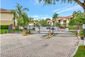 1255 SW 46th Avenue 1703, Pompano Beach, FL 33069 Sold 06/10/24