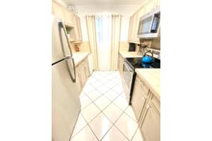 201 178th Drive 303, Sunny Isles Beach, FL 33160 Sold 05/07/24