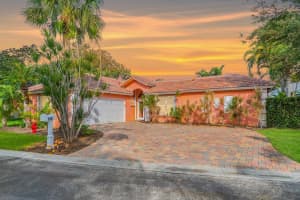 148 Cove Rd, Greenacres, FL 33413, Sold 05/20/24