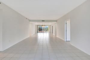 17047 Boca Club Boulevard 143a, Boca Raton, FL 33487 Sold 07/15/24