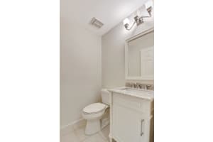 17047 Boca Club Boulevard 143a, Boca Raton, FL 33487 Sold 07/15/24