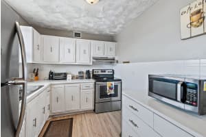 719 Lori Dr APT 315, Palm Springs, FL 33461, Sold 05/22/24