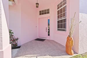 2805 Waters Edge Cir, Greenacres, FL 33413, Sold 04/26/24