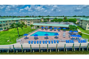 17 Colonial Club Dr APT 202, Boynton Beach, FL 33435, Sold 04/17/24