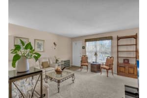 12 Vista Gardens Trail 202, Vero Beach, FL 32962 Sold 05/31/24